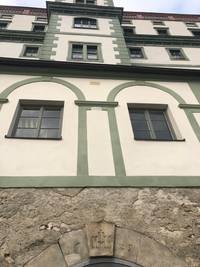 Hochwassermarke am Gymnasium Leopoldinum in Passau ©Robert Hartl